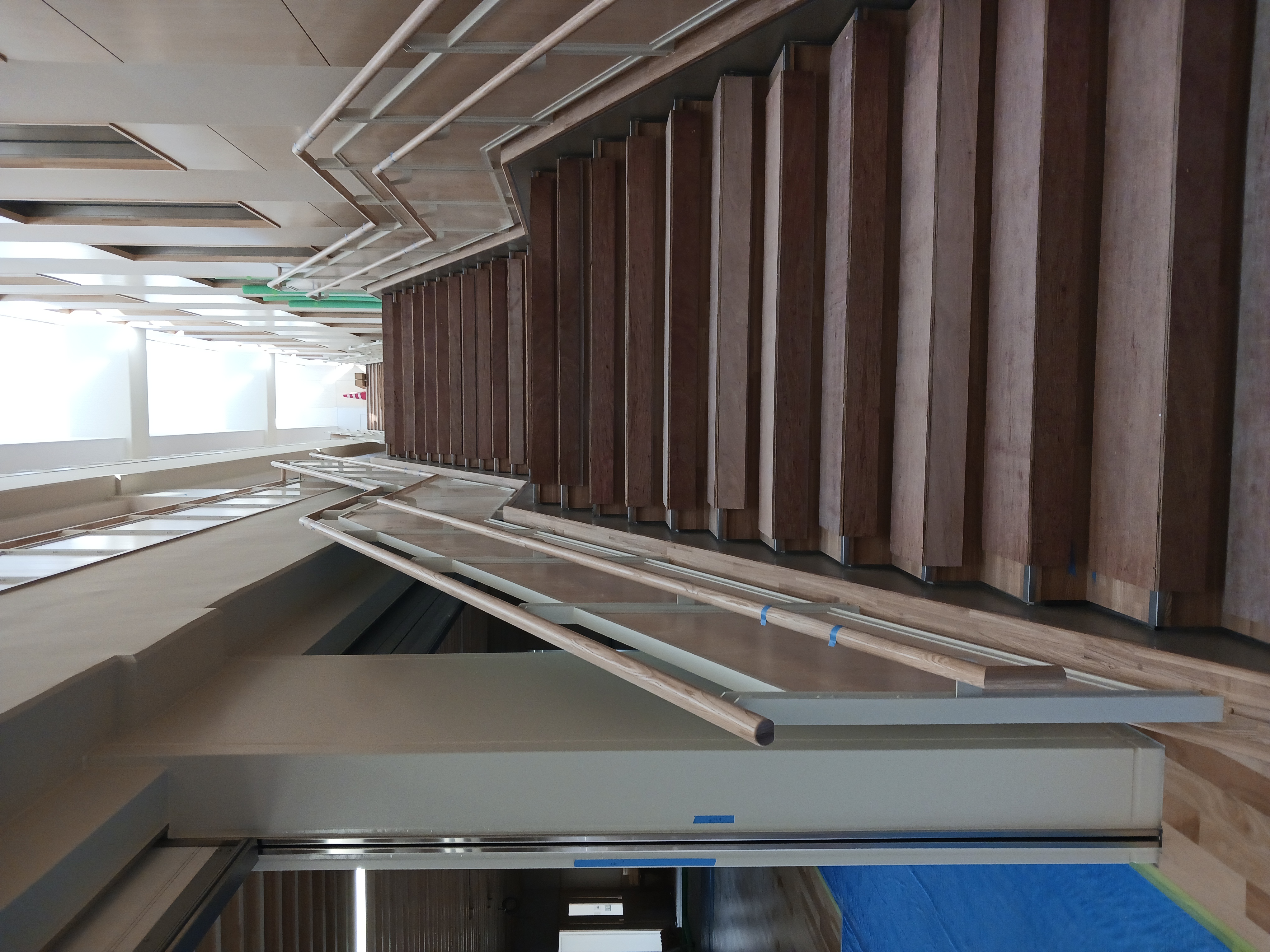 階段スチール手摺②